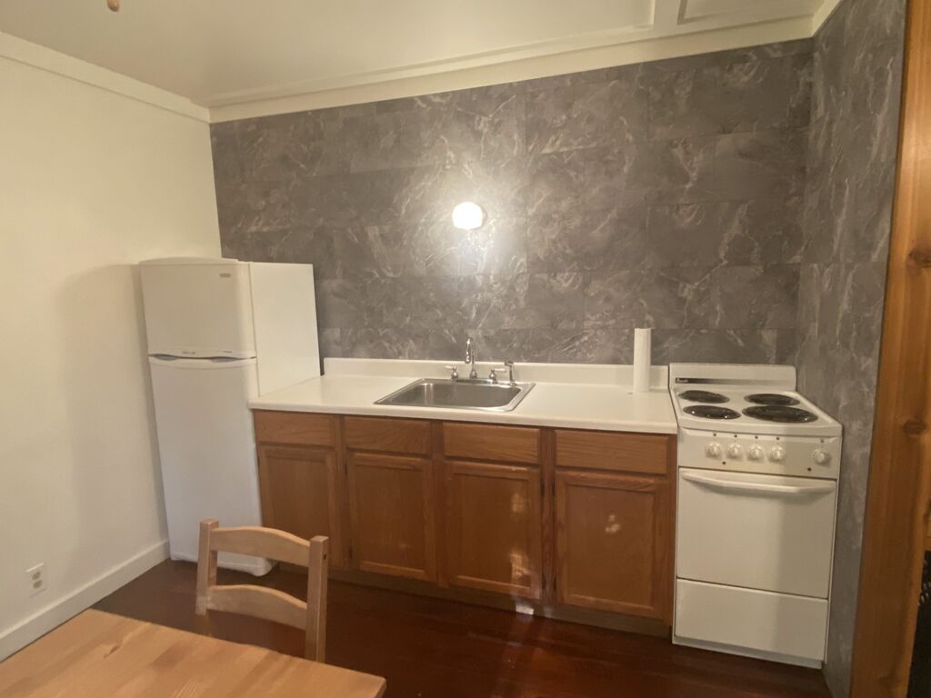 Sous Chef Cabin - Kitchenette