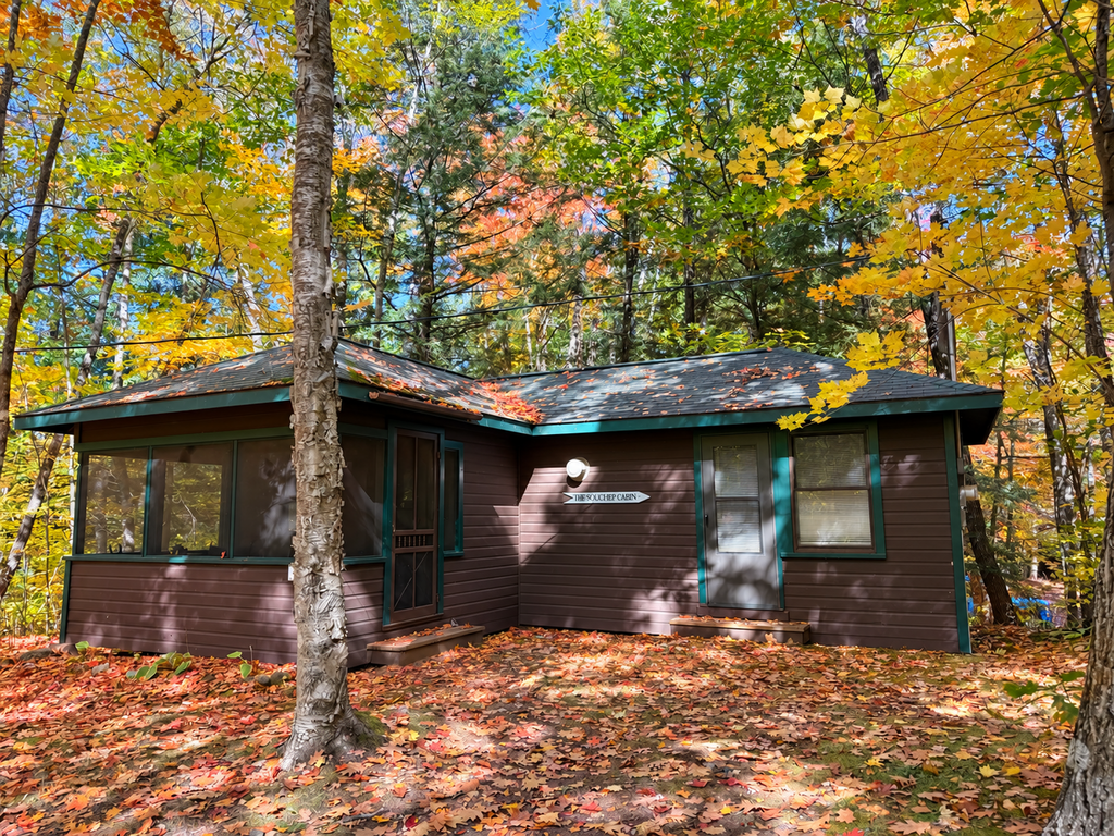 Sous Chef Cabin - Exterior