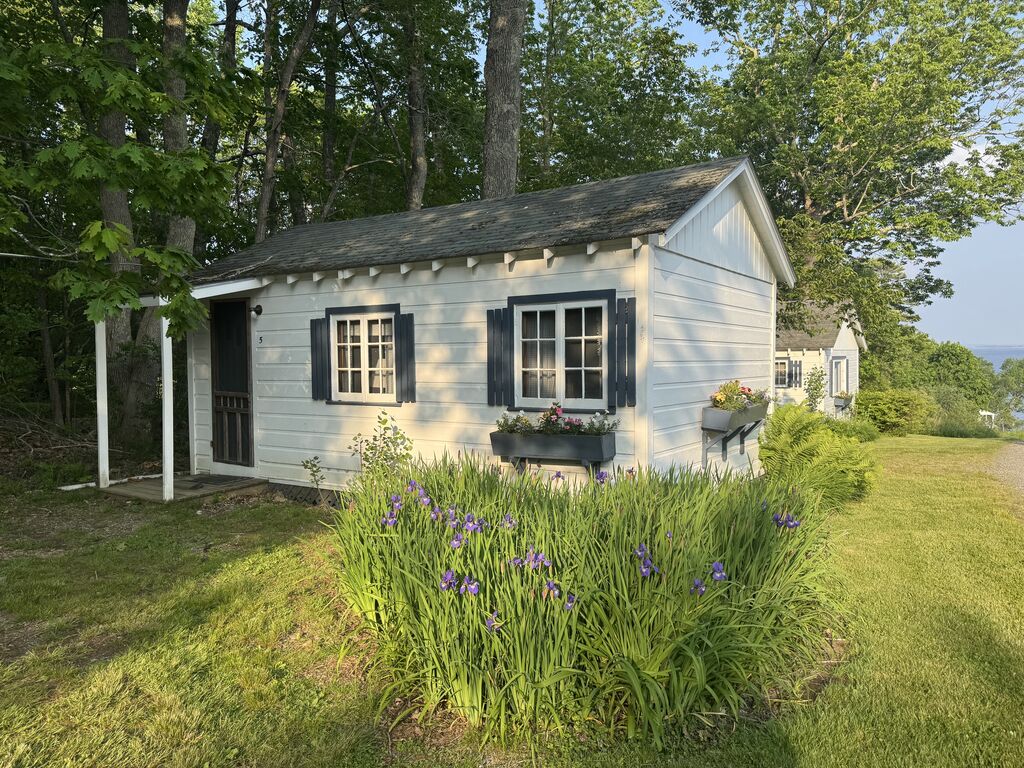 Cottage 5 & 6