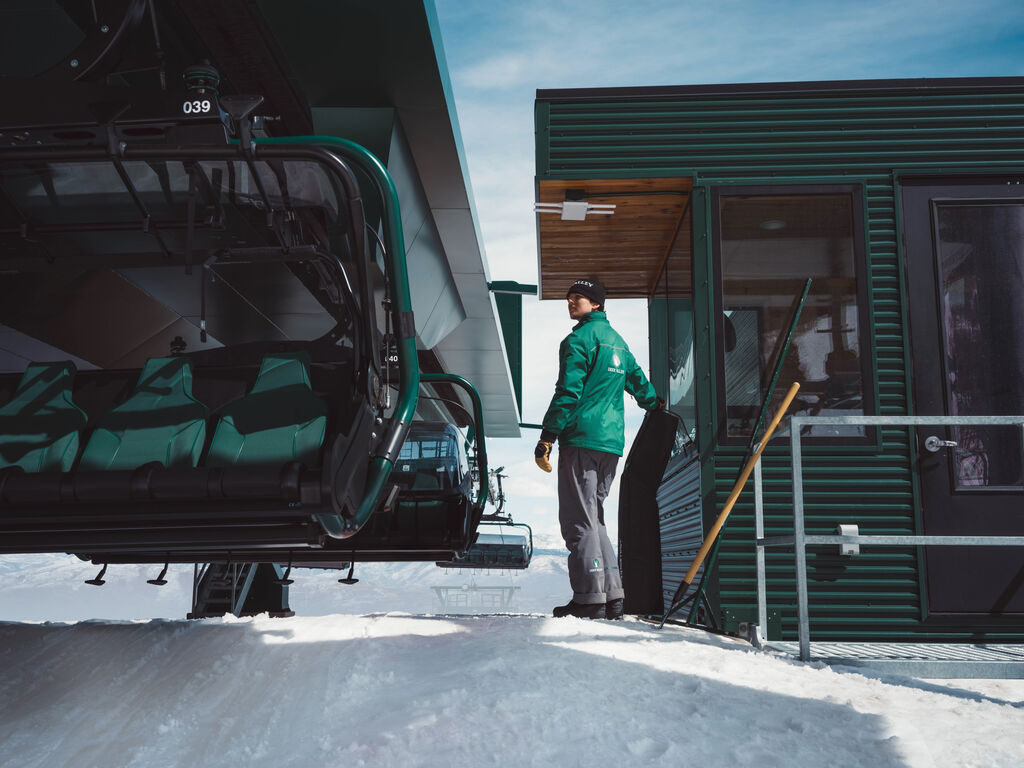 Lift Operator